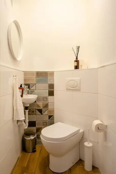 Lovely Flat In The Heart Of Budapest 0*,