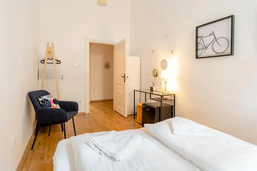 Apartment Lovely Flat In The Heart Of Budapest Hungary